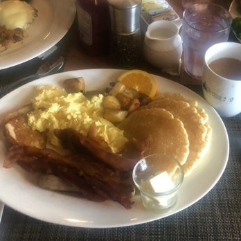 The Hampton Maid - Hotels Near Me - Hampton Bays, New York