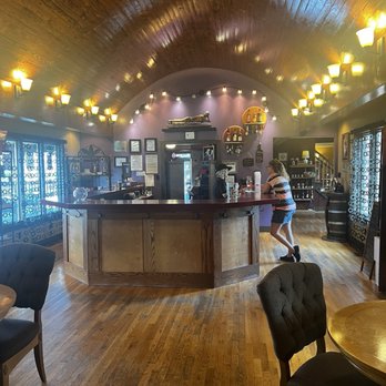 Talon Winery - Wine Tasting Room Near Me - Shelbyville, Kentucky Talon Winery - Wine Tasting Room Near Me - Shelbyville, Kentucky