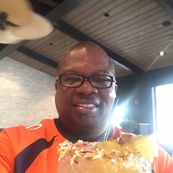 Cheddar's Scratch Kitchen - Watching the Broncos!! - American Near Me - Thornton, Colorado