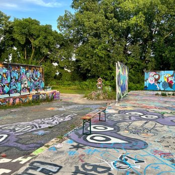 TAOH Outdoor Gallery - Public Art Near Me - Charlotte, North Carolina TAOH Outdoor Gallery - Public Art Near Me - Charlotte, North Carolina