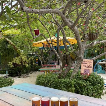 Florida Keys Brewing - Flight of beer - Breweries Near Me - Islamorada, Florida