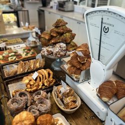 Tatte Bakery & Cafe | Summer St - Pastries