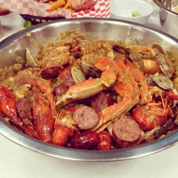 Crawfish Cafe - The mix mild with shrimp, crawfish, crab, clams, mussels, sausage, corn, and potato! - Seafood Near Me - Houston, Texas