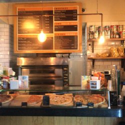 Slice of New York Pizza - Slice of New York Pizza Sevilla Pizzeria Restaurant Sevilla Spanien Spain