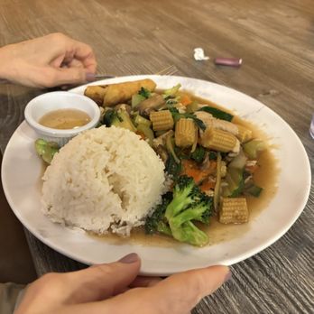 Thai Recipe Bistro - Ginger with chicken - Thai Near Me - Phoenix, Arizona Thai Recipe Bistro - Ginger with chicken - Thai Near Me - Phoenix, Arizona