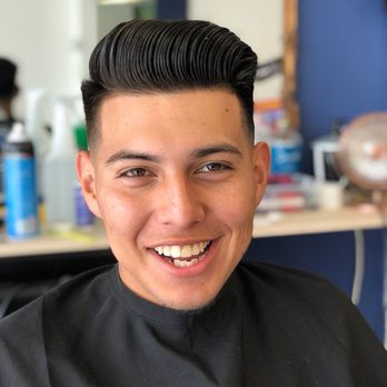 Mando's Barbershop - Another satisfied customer - Barbers Near Me - Paramount, California