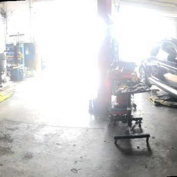 Lindbergh Automotive - Nobody is here. - Auto Repair Near Me - Atlanta, Georgia