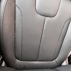 Avis Rent A Car - Food crumbs