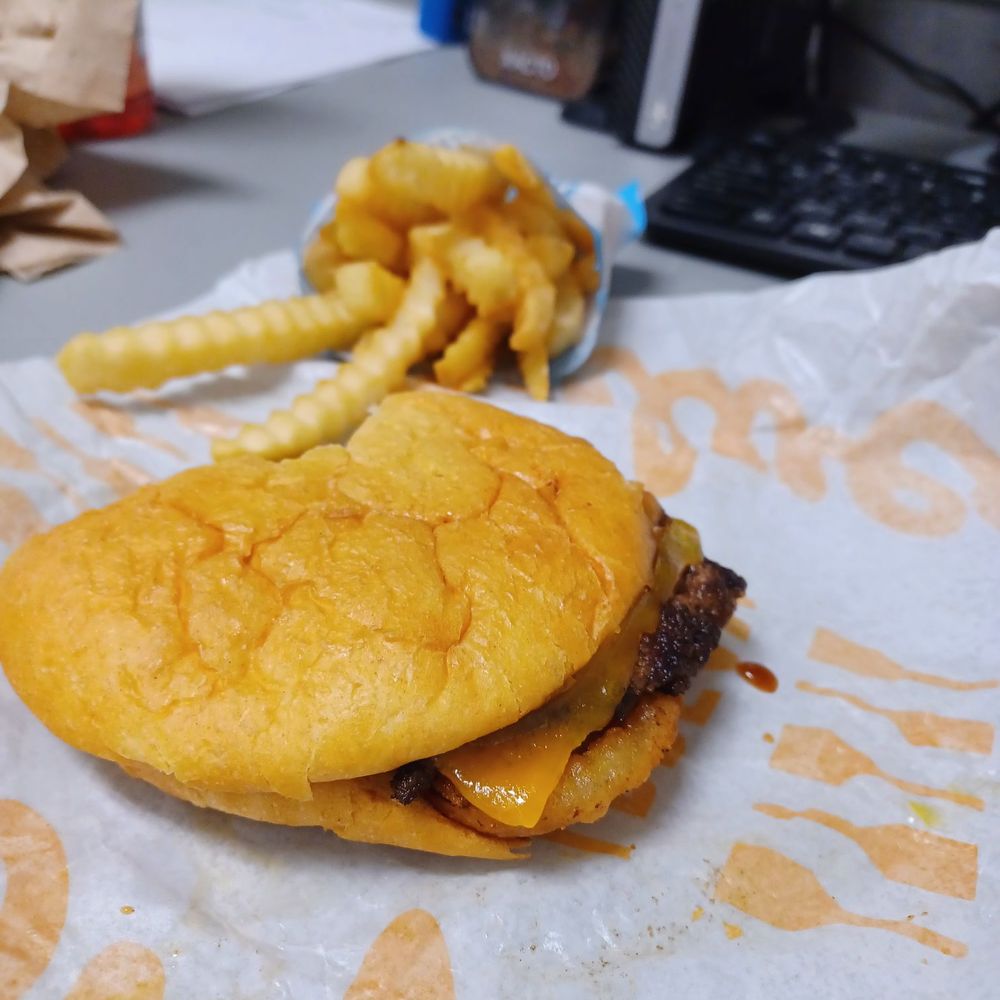 Culver's - Smokehouse BBQ Cheddar curb burger. - Fast Food Near Me - Dewitt, Michigan Culver's - Smokehouse BBQ Cheddar curb burger. - Fast Food Near Me - Dewitt, Michigan