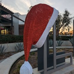 Long Beach Exchange - Santa hat on the L