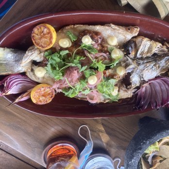 La Laguna Restaurant - Whole Bass with everything - Mexican Near Me - Playa del Carmen, ROO