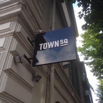 Town Square - Food Near Me - Belfast, BFS