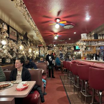 Loui's Pizza - Inside - Pizza Near Me - Hazel Park, Michigan Loui's Pizza - Inside - Pizza Near Me - Hazel Park, Michigan