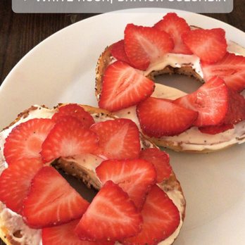 Islands Cafe - Sunrise bagel - Coffee & Tea Near Me - White Rock, British Columbia