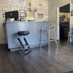 Espinoza Auto Experts - Office for Espinoza auto experts