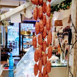 Satiri e Ninfe - Qualche salamino di cinghiale?