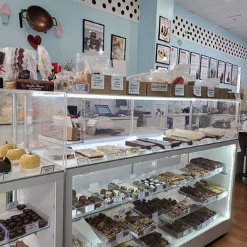 San Jose Candy Kitchen - View of inside - Ice Cream & Frozen Yogurt Near Me - San Jose, California San Jose Candy Kitchen - View of inside - Ice Cream & Frozen Yogurt Near Me - San Jose, California