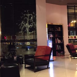Oscar's Bar