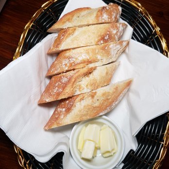L’appart - Complimentary bread and butter - French Near Me - Los Angeles, California L’appart - Complimentary bread and butter - French Near Me - Los Angeles, California