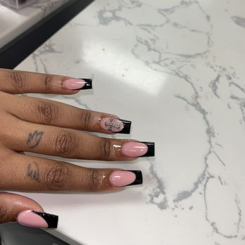 Queen Nails & Spa - Nail Salons Near Me - Coconut Creek, Florida Queen Nails & Spa - Nail Salons Near Me - Coconut Creek, Florida