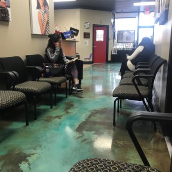 Happy Valley Arts Academy - Parents waiting area for kids in the lesson rooms. - Musical Instruments & Teachers Near Me - Happy Valley, Oregon Happy Valley Arts Academy - Parents waiting area for kids in the lesson rooms. - Musical Instruments & Teachers Near Me - Happy Valley, Oregon