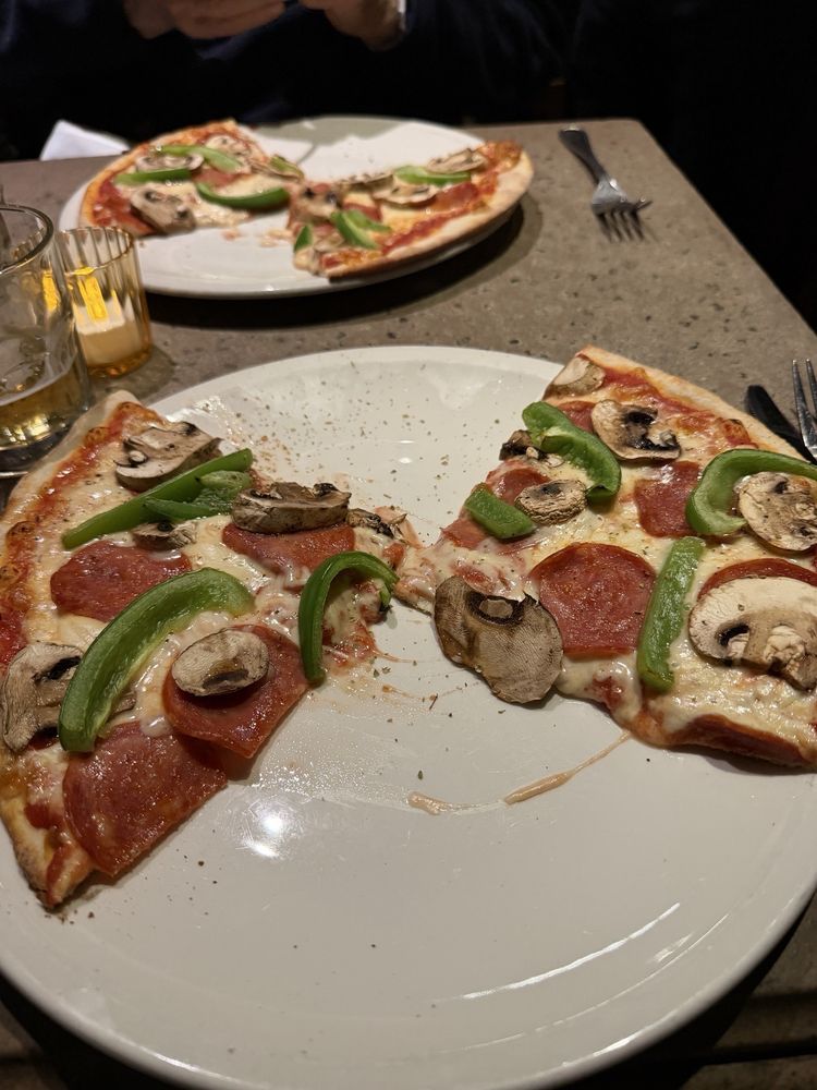 Pizza Banfi Logo