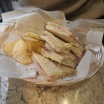 O Donoghues Public House - Ham, Cheese & Tayto - Bars Near Me - Killarney, Kentucky O Donoghues Public House - Ham, Cheese & Tayto - Bars Near Me - Killarney, Kentucky