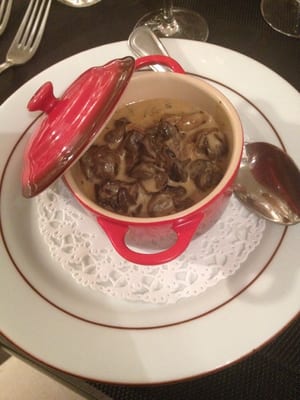 L'Oeil de Boeuf by null