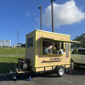 Golden Hour - Cute little coffee stop - Coffee & Tea Near Me - Honolulu, Hawaii Golden Hour - Cute little coffee stop - Coffee & Tea Near Me - Honolulu, Hawaii