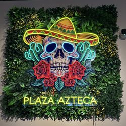 Plaza Azteca - Signage