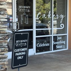 Hey Honey Cakery - Front Door