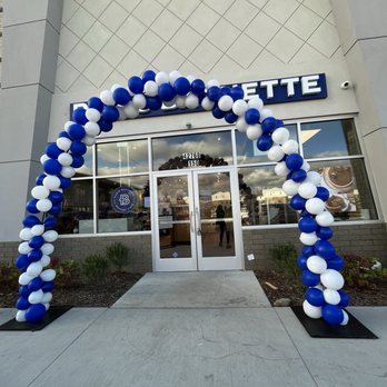 Paris Baguette - Bakeries Near Me - Novi, Michigan Paris Baguette - Bakeries Near Me - Novi, Michigan