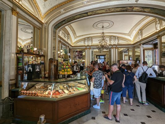 Gran Caffè Gambrinus by null