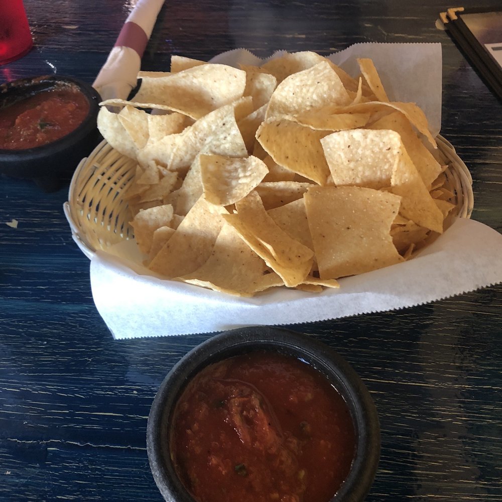 El Jarrito - Chips and salsa - Mexican Near Me - Magnolia, Texas El Jarrito - Chips and salsa - Mexican Near Me - Magnolia, Texas