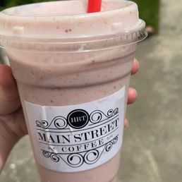 " Strawberry Banana Smoothie ".. more like banana water