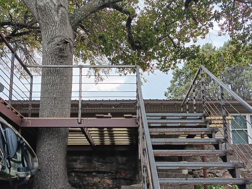 Slide of Hallum and sons Fencing and Welding