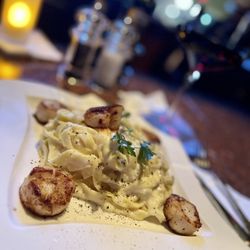 Cut 38 - Fettuccine with scallops