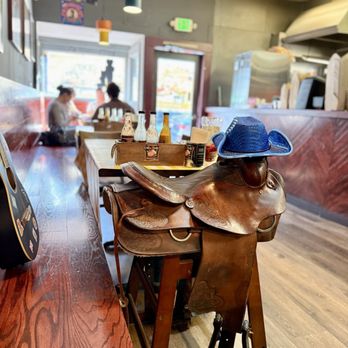 Memphis Minnie's - Inside - Barbeque Near Me - San Francisco, California Memphis Minnie's - Inside - Barbeque Near Me - San Francisco, California
