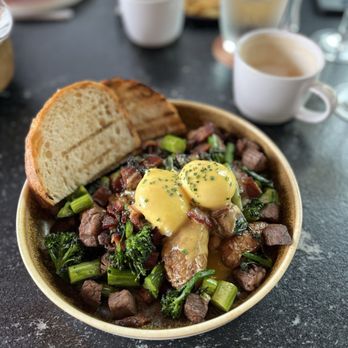 Saint & Second - New American Near Me - Long Beach, California