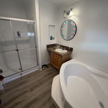 Monarch Escapes - Magnificent clean in my bathroom! Highly recommend. - Home Cleaning Near Me - Arlington, Texas Monarch Escapes - Magnificent clean in my bathroom! Highly recommend. - Home Cleaning Near Me - Arlington, Texas