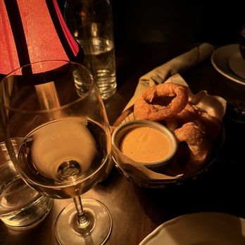 Gilt Bar - New American Near Me - Chicago, Illinois Gilt Bar - New American Near Me - Chicago, Illinois