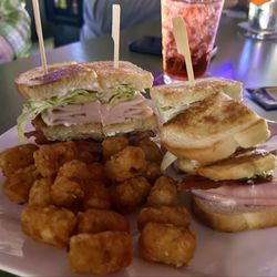 Getaway Tavern - Club Sandwich