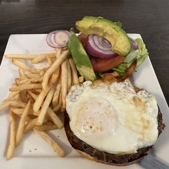 Toasted Bun - Breakfast & Brunch Near Me - Glendale, California