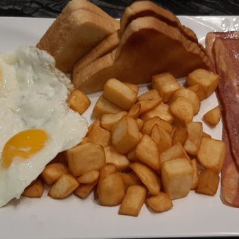 Honey B Hives Restaurant - Breakfast & Brunch Near Me - Toronto, Ontario Honey B Hives Restaurant - Breakfast & Brunch Near Me - Toronto, Ontario