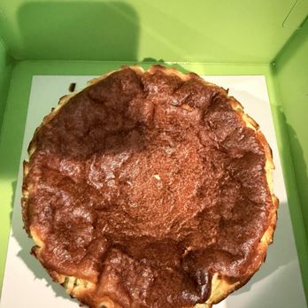 Seremi - Brie basque cheesecake - Patisserie/Cake Shop Near Me - Saratoga, California Seremi - Brie basque cheesecake - Patisserie/Cake Shop Near Me - Saratoga, California