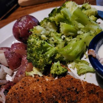 The Whaling Company - Blackened tuna! - Seafood Near Me - Williamsburg, Virginia The Whaling Company - Blackened tuna! - Seafood Near Me - Williamsburg, Virginia
