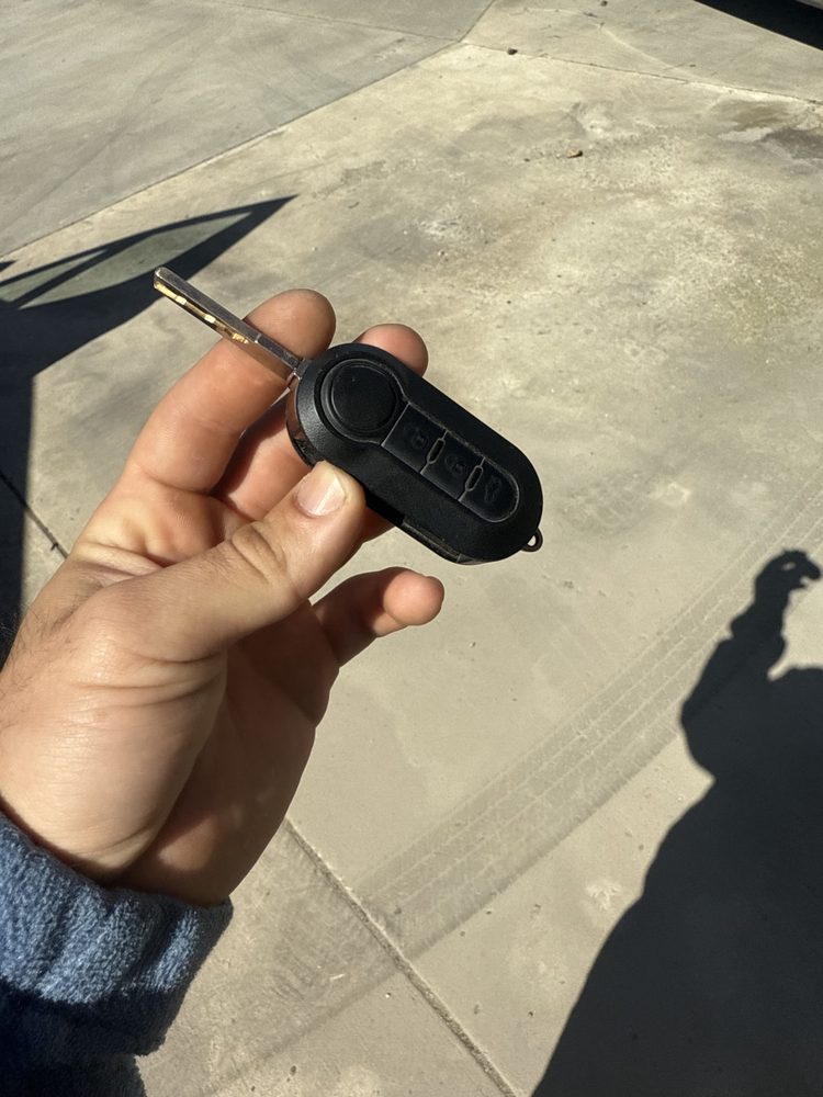 Slide of A Locksmith Near me