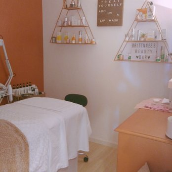 Brittnnee's Beauty Bar - Isn't this the cutest decor? I LOVE those shelves. - Skin Care Near Me - Cypress, California Brittnnee's Beauty Bar - Isn't this the cutest decor? I LOVE those shelves. - Skin Care Near Me - Cypress, California