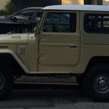 Motion Classics - Car Dealers Near Me - Austin, Texas