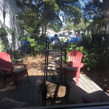 Massage Studio - Patio outside overlooking from the waiting room - Massage Near Me - Tampa, Florida Massage Studio - Patio outside overlooking from the waiting room - Massage Near Me - Tampa, Florida